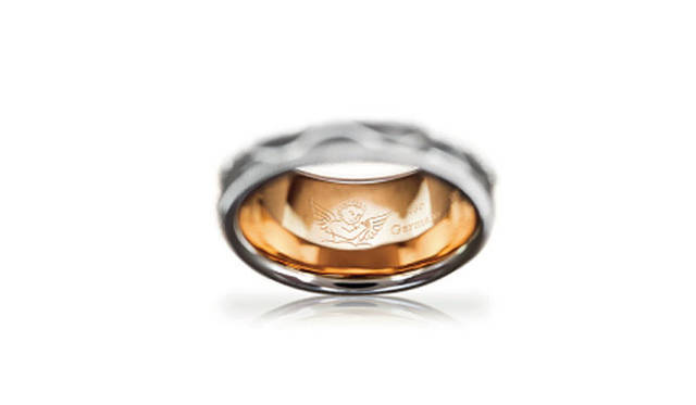 <strong>MIKIMOTO｜ミキモト</strong>　「Wellendorff（ウェーレンドルフ）」　リングの内側に天使が刻まれた新作リング