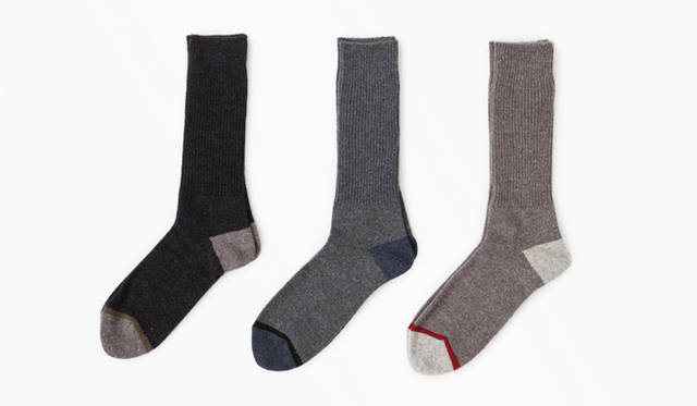 <strong>MARGARET HOWELL</strong> Socks ¥3,675 each (all MARGARET HOWELL MHL.).
