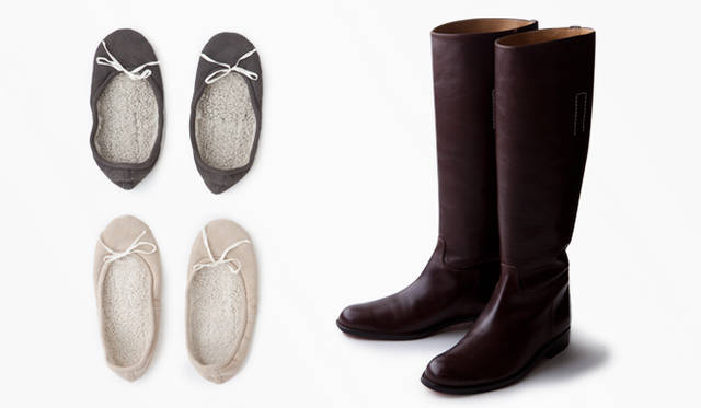 <strong>MARGARET HOWELL</strong> Left & Center: Sheepskin room shoes ¥25,700 each (both MARGARET HOWELL HOUSEHOLD GOODS). Right: Boots ¥47,250 (MARGARET HOWELL).