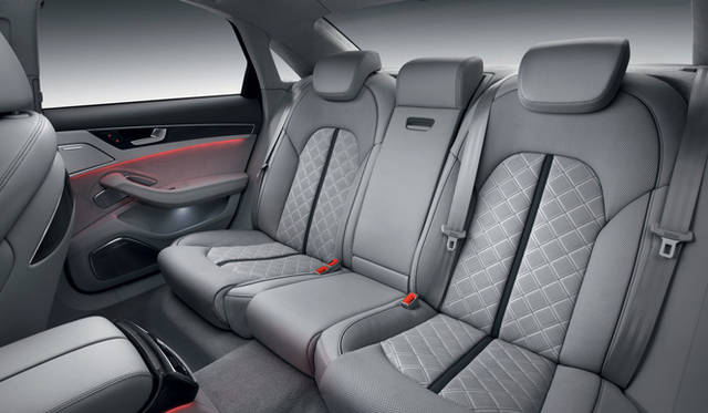 <strong>Audi S8｜アウディ S8</strong>