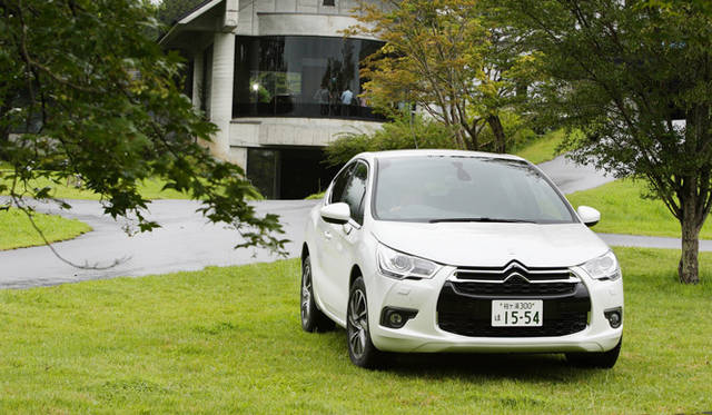 <strong>CITROEN DS4</strong> Chic