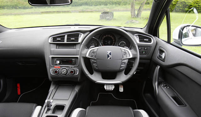 <strong>CITROEN DS4</strong> Chic