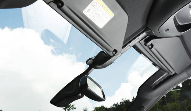 <strong>CITROEN DS4</strong> Panoramic Windshield