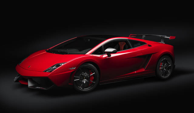 <strong>ランボルギーニ ガヤルド Lp 570-4 スーパートロフェオ ストラダーレ</strong>