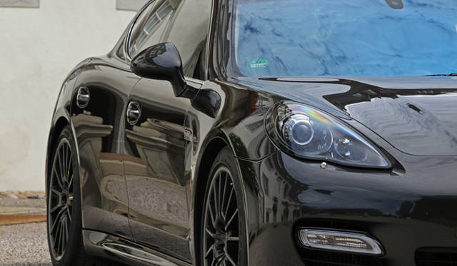 <strong>Porsche Panamera turbo S｜ポルシェ パナメーラ ターボS</strong>