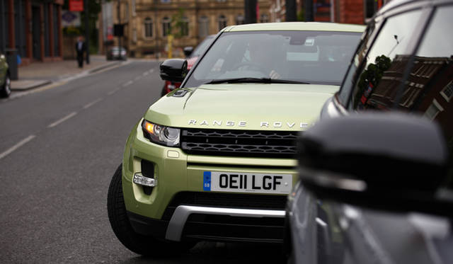 <strong>RANGEROVER EVOQUE｜レンジローバー イヴォーク</strong>