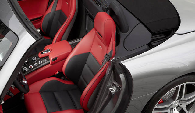 <strong>Mercedes-Benz SLS AMG Roadster｜メルセデス・ベンツ SLS AMG ロードスター</strong>