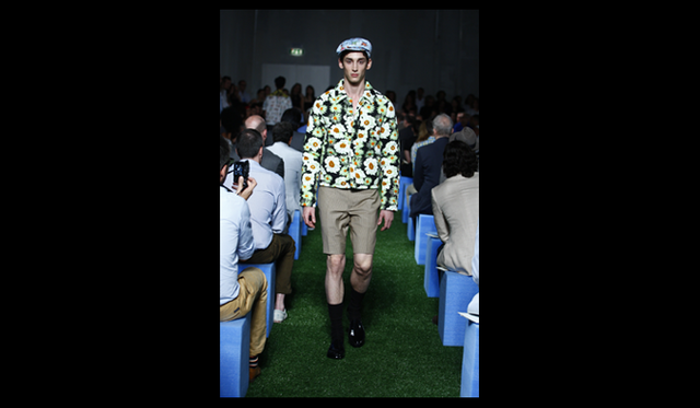 <strong>PRADA｜プラダ</strong>　