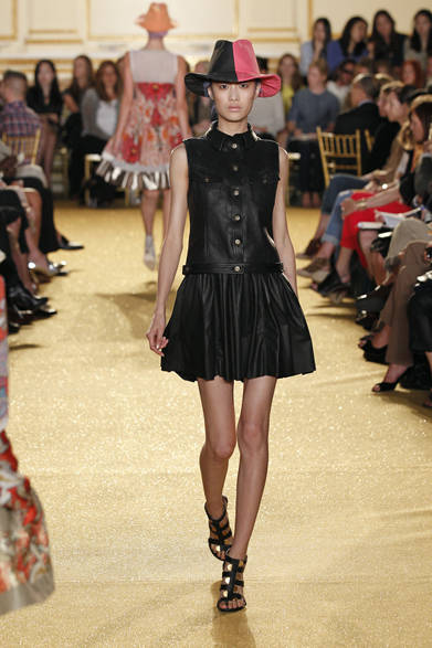 <strong>THAKOON｜タクーン</strong>　2012年春夏コレクション速報