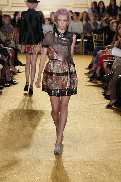 <strong>THAKOON｜タクーン</strong>　2012年春夏コレクション速報