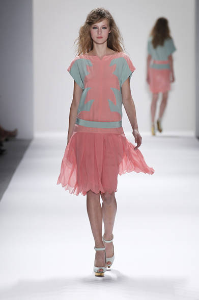 <strong>JILLSTUART｜ジル スチュアート</strong>　2012年春夏コレクション速報