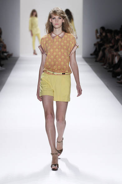 <strong>JILLSTUART｜ジル スチュアート</strong>　2012年春夏コレクション速報