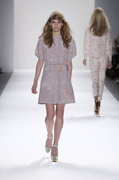 <strong>JILLSTUART｜ジル スチュアート</strong>　2012年春夏コレクション速報