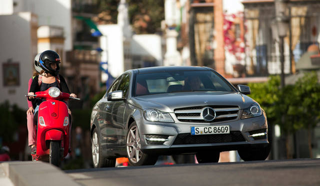 <strong>Mercedes-Benz C-Class Coupe｜メルセデス・ベンツ Cクラス クーペ</strong>
