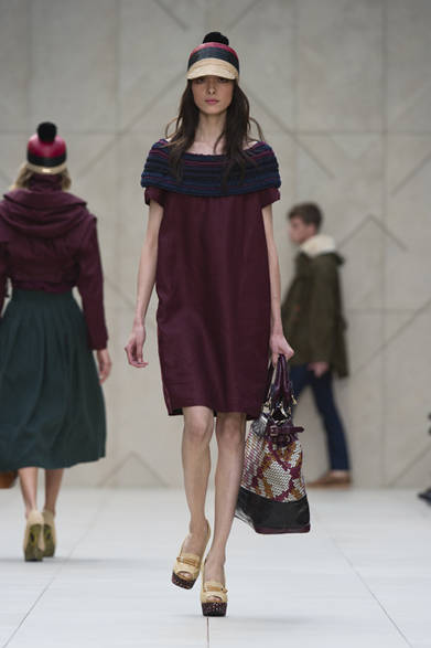 <strong>BURBERRY PRORSUM｜バーバリー プローサム</strong>　2012年春夏コレクション速報　　©BURBERRY
