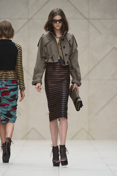 <strong>BURBERRY PRORSUM｜バーバリー プローサム</strong>　2012年春夏コレクション速報　　©BURBERRY