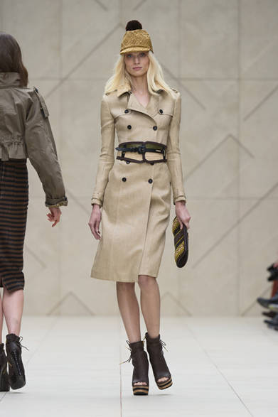 <strong>BURBERRY PRORSUM｜バーバリー プローサム</strong>　2012年春夏コレクション速報　　©BURBERRY