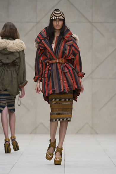 <strong>BURBERRY PRORSUM｜バーバリー プローサム</strong>　2012年春夏コレクション速報　　©BURBERRY