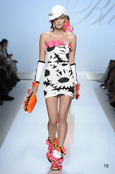 <strong>Blumarine｜ブルマリン</strong>　2012年春夏コレクション速報