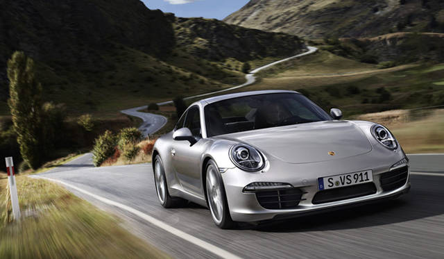 <strong>Porsche 911 Carrera｜ポルシェ 911 カレラ</strong>