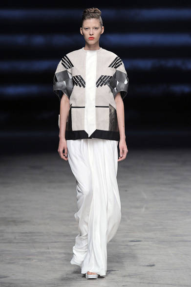 <strong>RICK OWENS｜リック オウエンス</strong>　2012年春夏コレクション速報