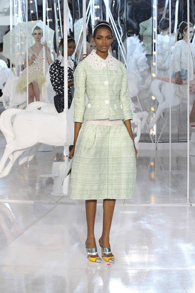 <strong>LOUIS VUITTON｜ルイ・ヴィトン</strong>　2012年春夏コレクション速報