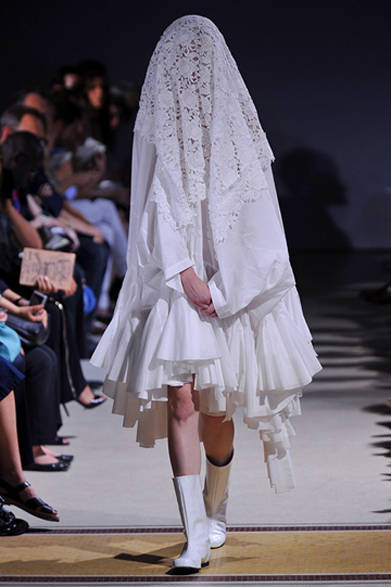 <strong>COMME des GARÇONS｜コム・デ・ギャルソン</strong>　2012年春夏コレクション速報！