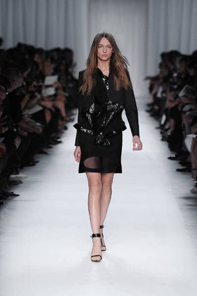 <strong>Givenchy by Riccardo Tisci｜ジバンシィ バイ リカルド ティッシ</strong>　2012年春夏コレクション速報！