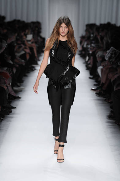 <strong>Givenchy by Riccardo Tisci｜ジバンシィ バイ リカルド ティッシ</strong>　2012年春夏コレクション速報！