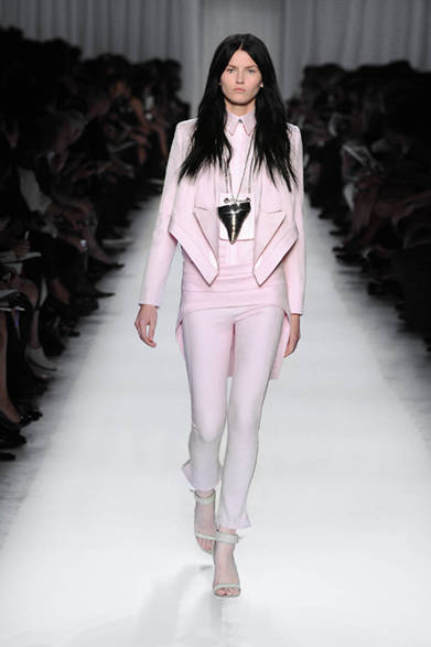 <strong>Givenchy by Riccardo Tisci｜ジバンシィ バイ リカルド ティッシ</strong>　2012年春夏コレクション速報！