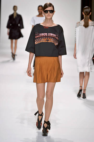 <strong>DRIES VAN NOTEN｜ドリス ヴァン ノッテン</strong>　2012年春夏コレクション速報