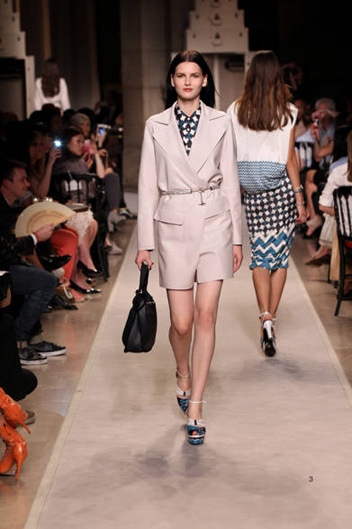 <strong>LOEWE｜ロエベ</strong>　2012年春夏コレクション速報