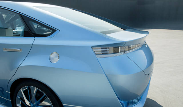 <strong>TOYOTA FCV-R｜トヨタ FCV-R</strong>