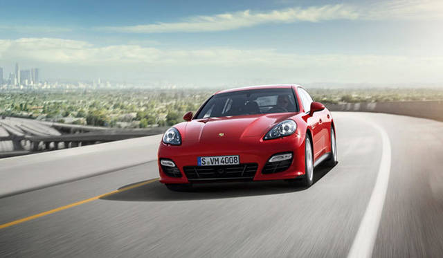 <strong>PORSCHE Panamera GTS｜ポルシェ パナメーラGTS</strong>
