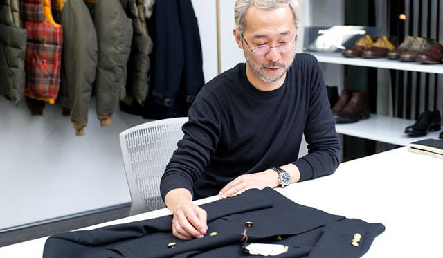 <strong>DESIGNWORKS｜デザインワークス</strong>　ダブルブレストブレザー14万7000円（デザインワークス）