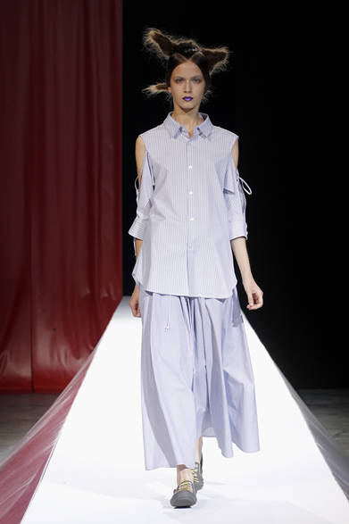 <strong>YOHJI YAMAMOTO｜ヨウジヤマモト</strong>　2012年春夏コレクション速報