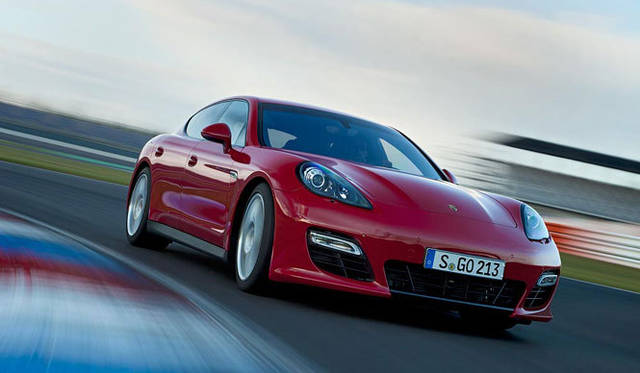 <strong>Porsche Panamera GTS｜ポルシェ パナメーラ GTS</strong>