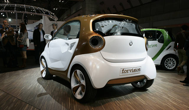 <strong>smart Forvision EV concept｜スマート フォーヴィジョン EV コンセプト</strong>