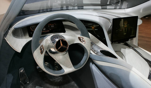 <strong>Mercedes-Benz F125!｜メルセデス・ベンツ F125!</strong>