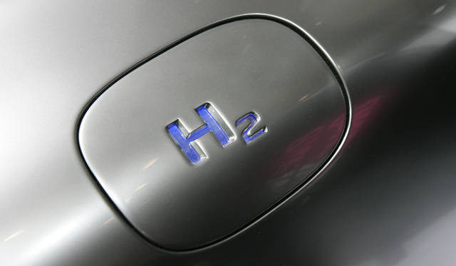 <strong>Mercedes-Benz F125!｜メルセデス・ベンツ F125!</strong>