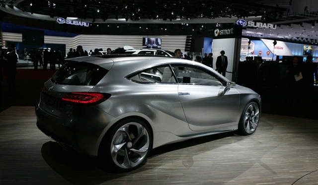 <strong>Mercedes-Benz Concept A-CLASS｜メルセデス・ベンツ コンセプト Aクラス</strong>