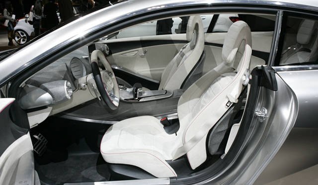 <strong>Mercedes-Benz Concept A-CLASS｜メルセデス・ベンツ コンセプト Aクラス</strong>