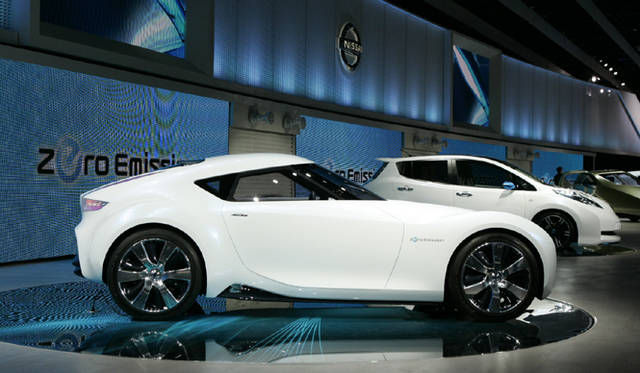 <strong>NISSAN ESFLOW｜日産 エスフロー</strong>