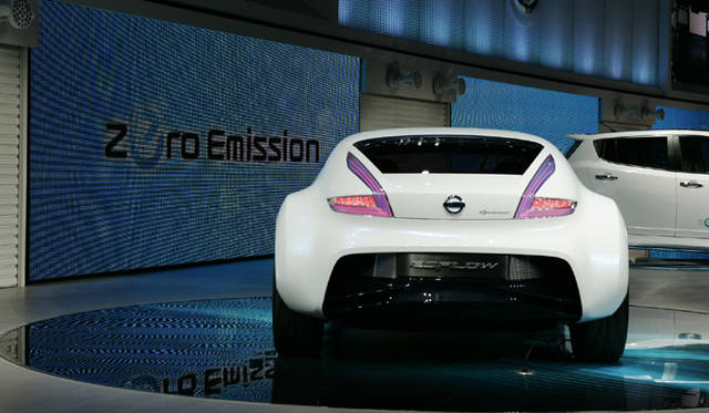 <strong>NISSAN ESFLOW｜日産 エスフロー</strong>
