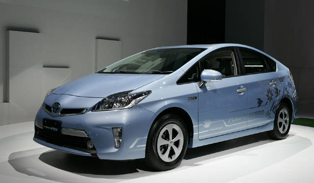 <strong>TOYOTA PRIUS Plug-in Hybrid｜トヨタ プリウス プラグイン ハイブリッド</strong>　