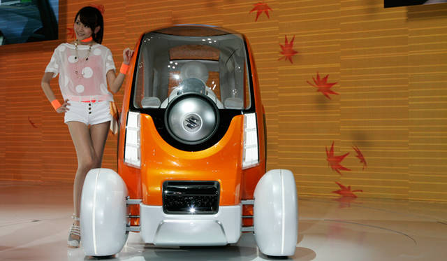 <strong>SUZUKI Q-Concept｜スズキ Qコンセプト</strong>