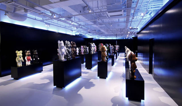 <strong>MEDICOM TOY</strong> "BE@RBRICK WORLD WIDE TOUR 2"