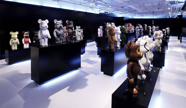 <strong>MEDICOM TOY</strong> "BE@RBRICK WORLD WIDE TOUR 2"