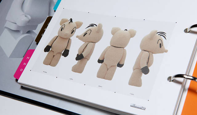 <strong>MEDICOM TOY</strong> "BE@RBRICK WORLD WIDE TOUR 2" "BE@RBRICK WORLD WIDE TOUR 2 BOOK"