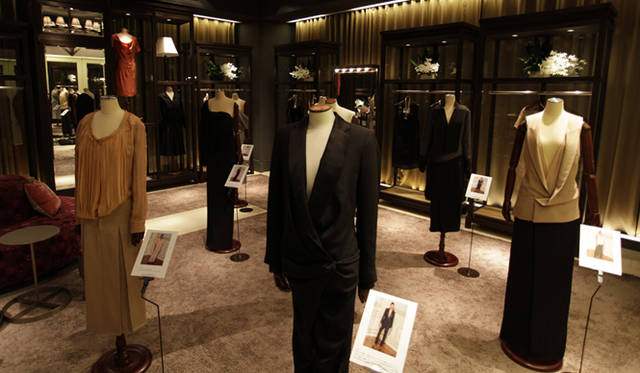 <strong>Terumi Hagiwara's Fashion Days | Ann Valerie Hash Live in Japan Interview</strong> Inside Design Works, adorned with an haute couture collection.